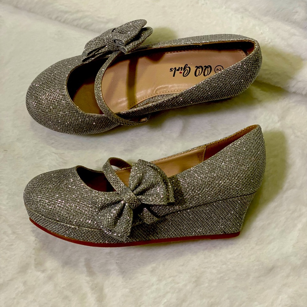 QQ Girls Silver Sparkle Wedge Dress Shoe
